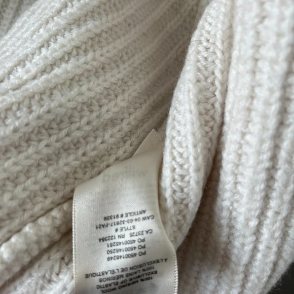 Aritzia Wilfred Nasim Next Door Sweater Cardigan - Picture 5 of 8